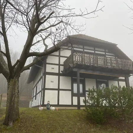 Lix Direkt Am Waldrand